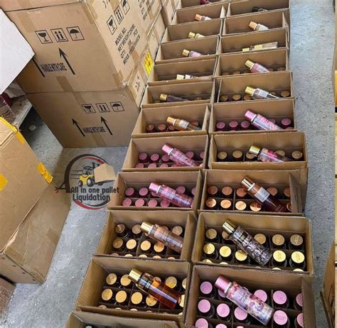 46450 - wholesale of perfume and cosmetics